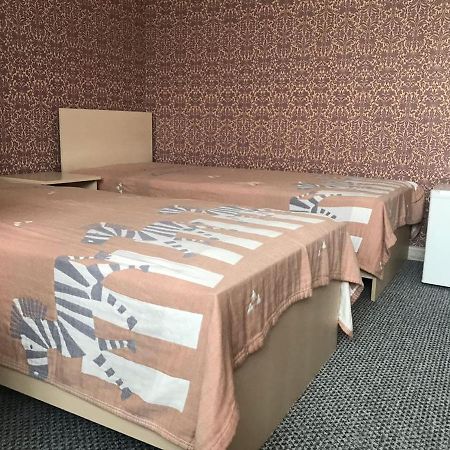 Хостел Makenty House Astana Екстер'єр фото