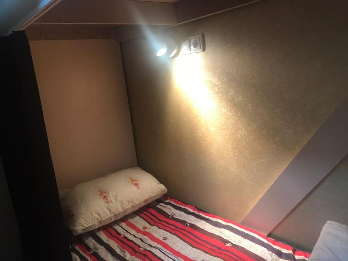 Хостел Makenty House Astana Екстер'єр фото