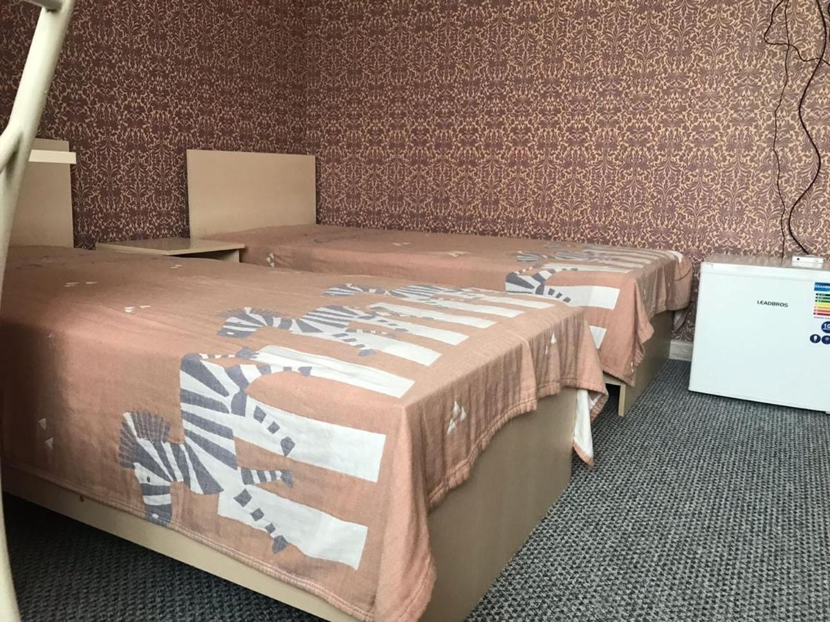 Хостел Makenty House Astana Екстер'єр фото